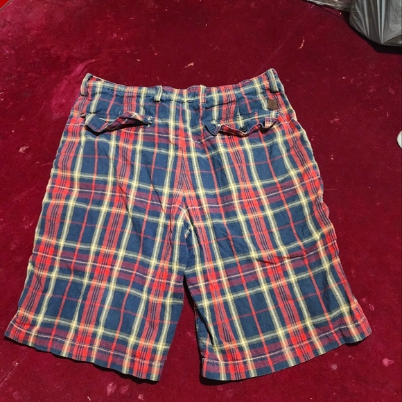 Izod Shorts - Picture 5 of 5